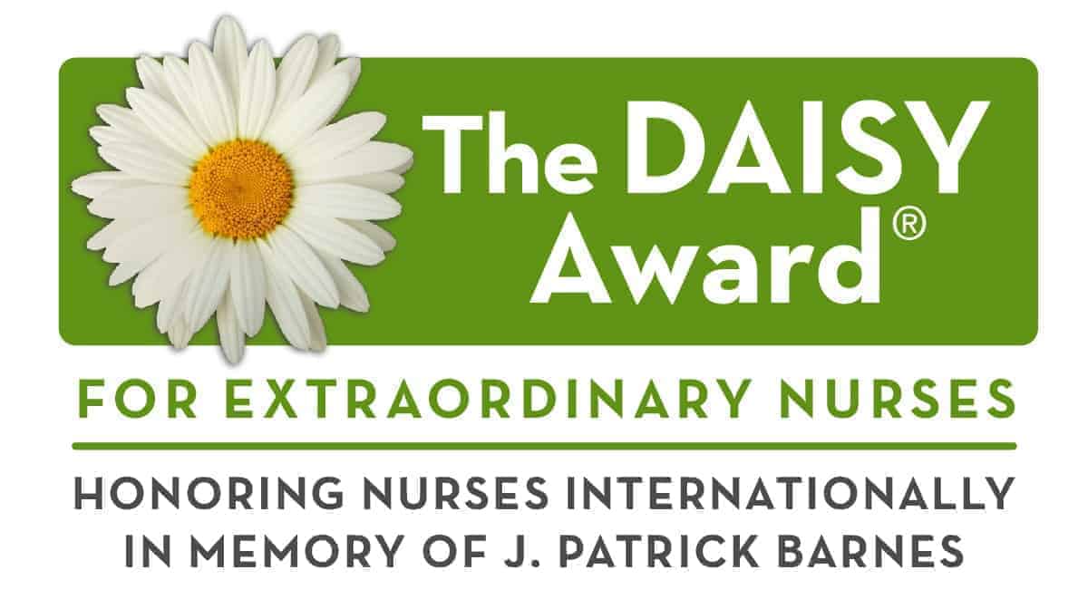 The-DAISY-Award-Logo_INTER Green award logo with a daisy flower honoring extraordinary nurses