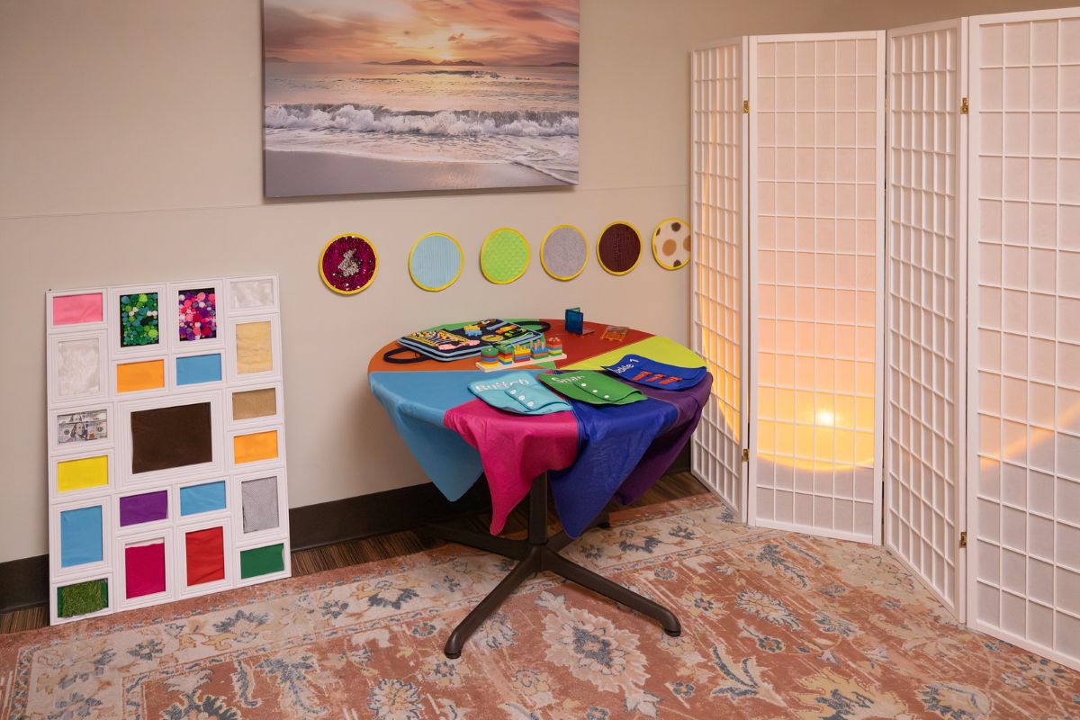activity1 Fabric occupational therapy activity set up on table